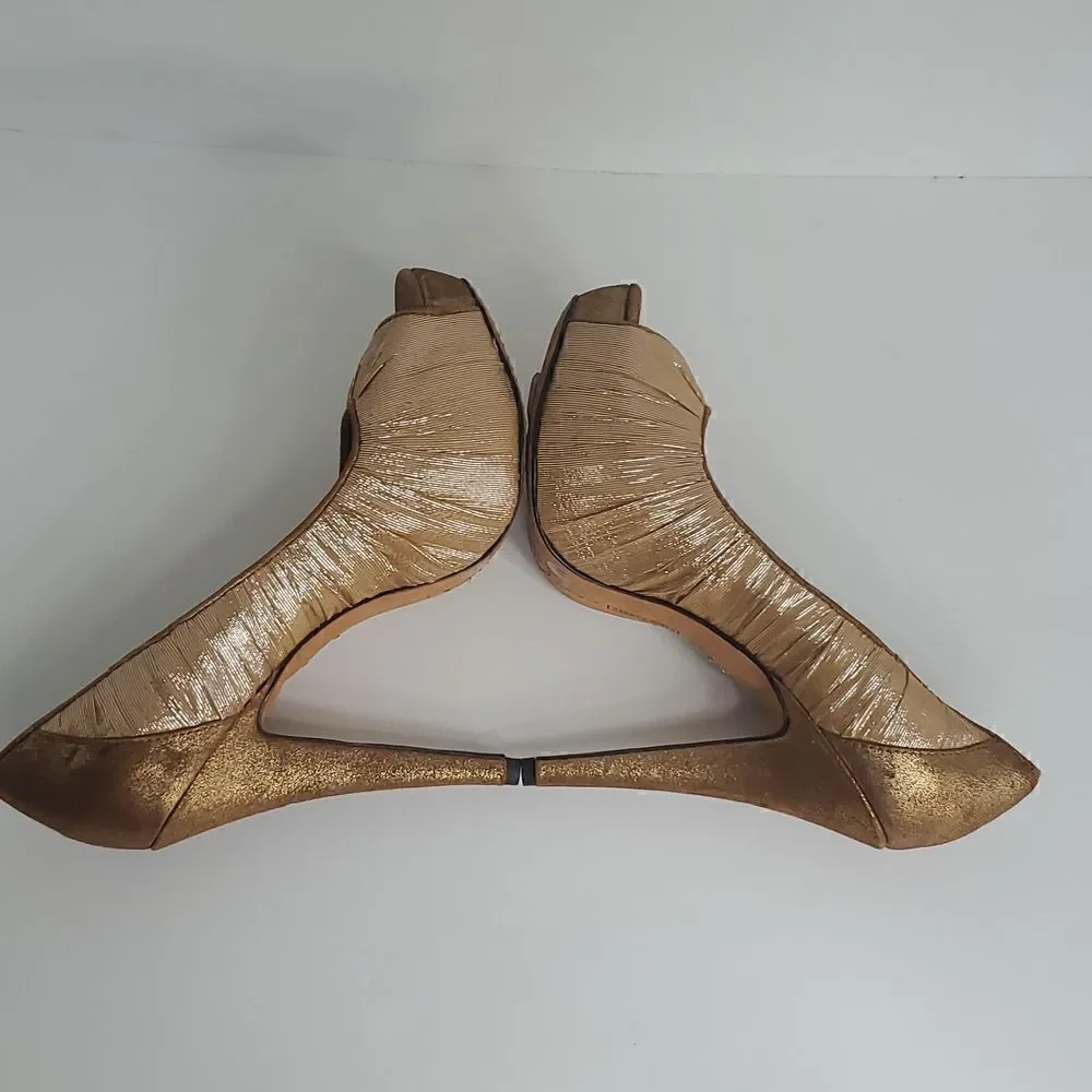 Vince Camuto VC Moda Golden Bronze Heels Women 6B Gold Sparkle Pumps